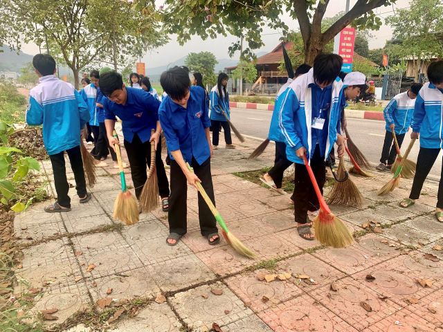 Đoàn Thanh niên xã Mường Ảng hướng về ngày bầu cử toàn dân