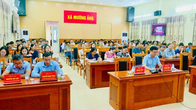 Xã Mường Ảng tham dự Hội nghị quán triệt, triển khai thực hiện một số Nghị quyết, Chỉ thị của Bộ Chính trị và các chương trình, kế hoạch của Ban Thường vụ Tỉnh ủy