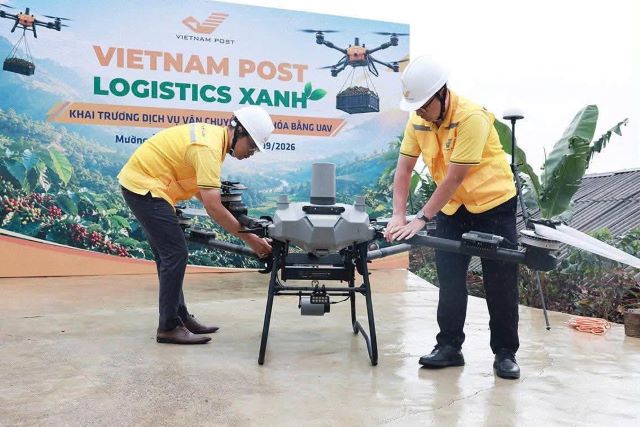 Tổng công ty Bưu điện Việt Nam bay thử nghiệm UAV tại xã Mường Ảng