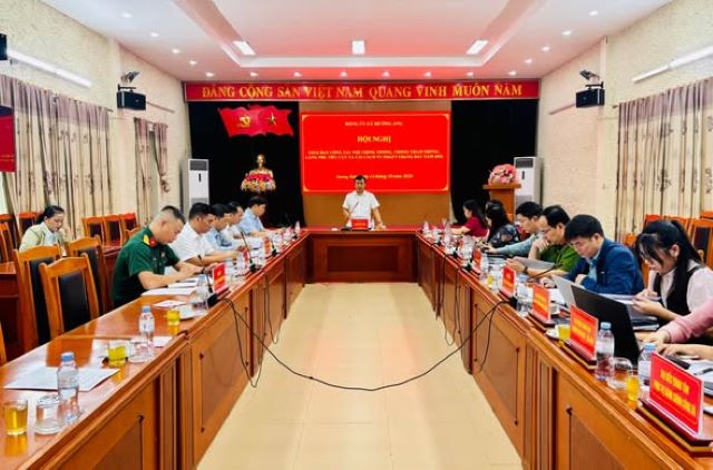 Đảng ủy xã Mường Ảng giao ban công tác nội chính, phòng chống tham nhũng, lãng phí, tiêu cực và cải cách tư pháp 9 tháng đầu năm
