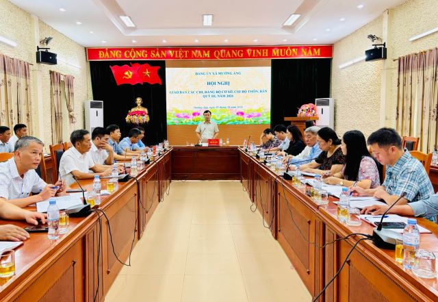 Đảng ủy xã Mường Ảng tổ chức Hội nghị giao ban công tác Đảng quý III