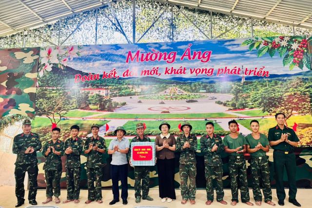 Lãnh đạo xã Mường Ảng kiểm tra công tác chuẩn bị diễn tập khu vực phòng thủ năm 2026