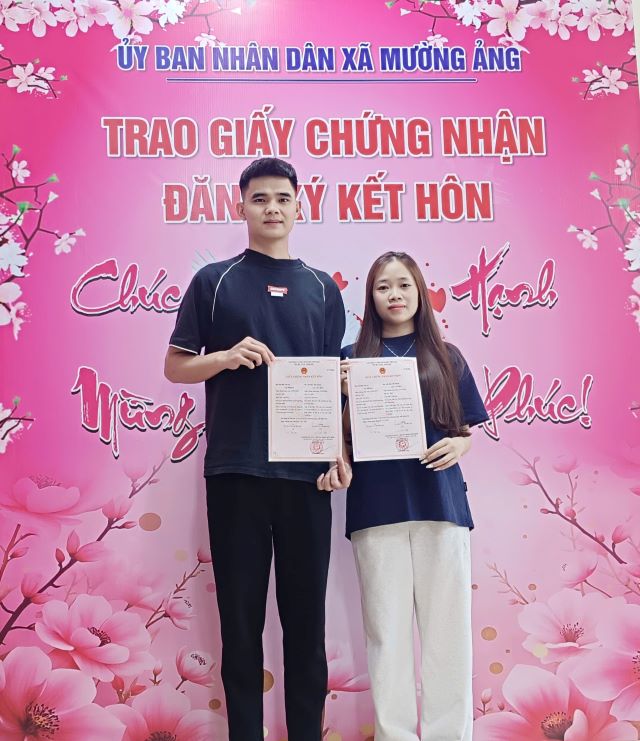 thuy93.jpg